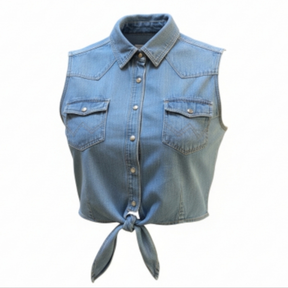 Wrangler Vintage Blue Sleeveless Button-Down Top